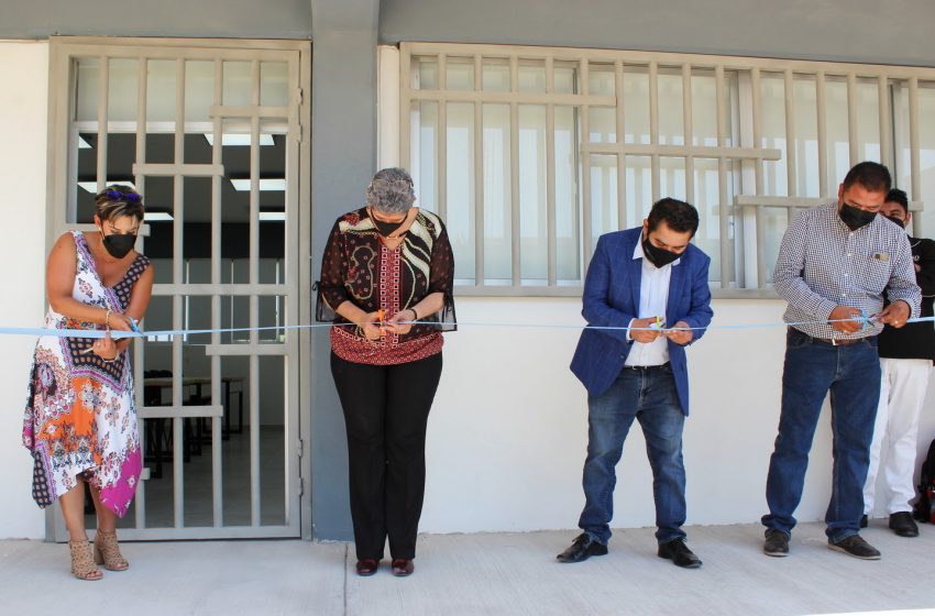  UAQ inaugura nuevas aulas en campus Cadereyta