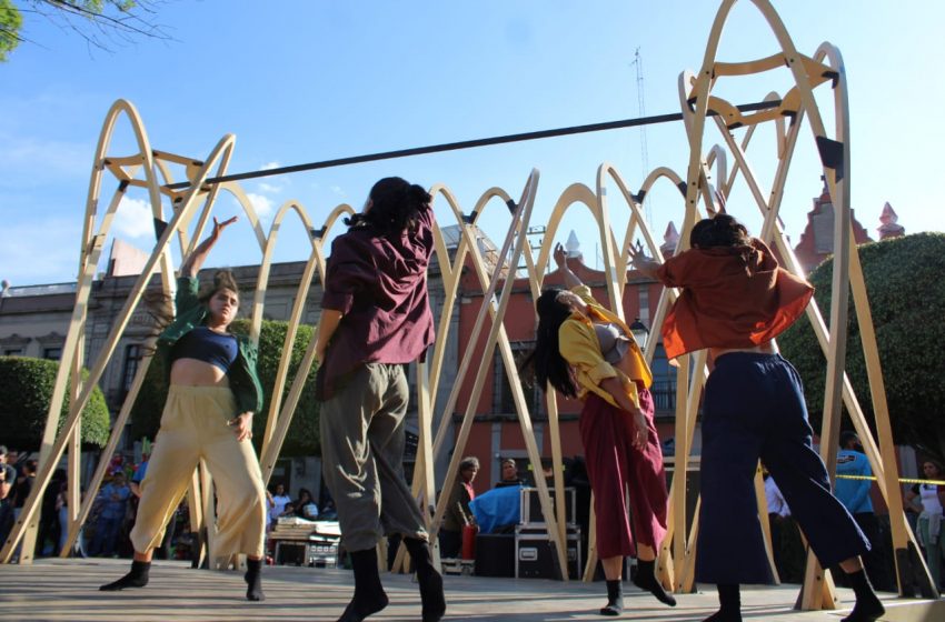  Por sexto fin de semana, el Festival Querétaro Experimental abarrota las calles del Centro Histórico