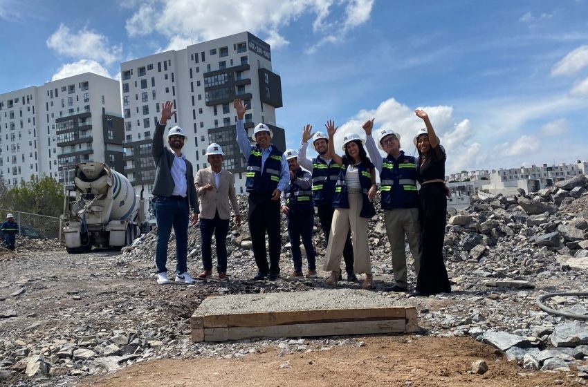  Plaza Xentric Mirador celebra el inicio de su construcción