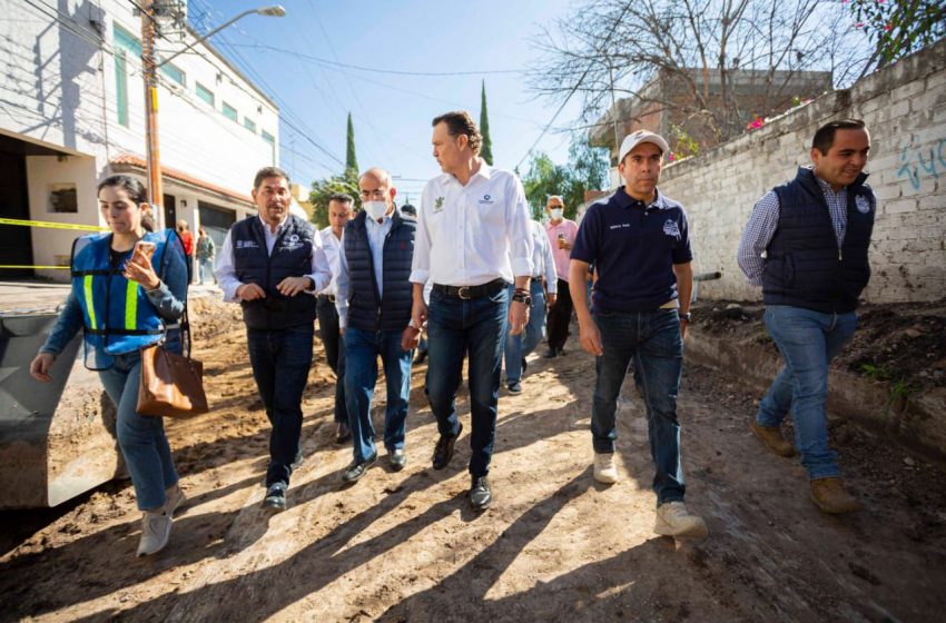  Supervisa Gobernador obras de mejoramiento urbano en Tejeda