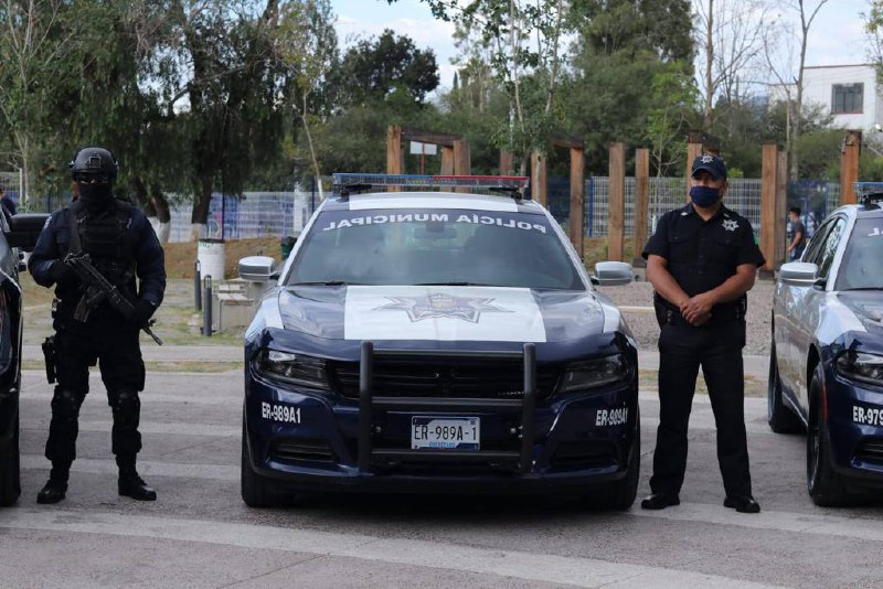  Entregan 14 patrullas a sanjuanenses para reforzar la seguridad