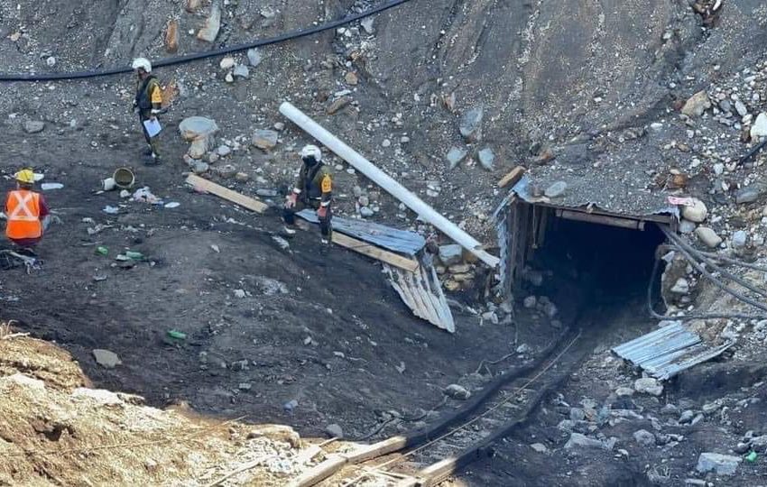  Derrumbe en mina deja al menos nueve trabajadores atrapados en Coahuila