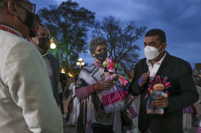  Celebra UAQ la cultura otomí de Amealco en festival