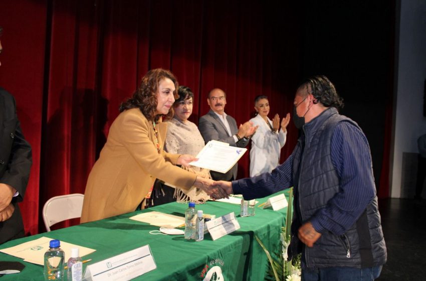  Entrega IMSS Querétaro reconocimientos a familias de donadores de órganos y tejidos