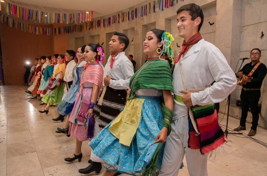  Concluye Primera Semana Cultural Internacional en El Marqués