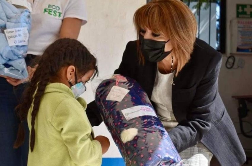  DIF de El Marqués apoyara a mil 500 niños y niñas con el programa “Abrigar de Corazón”