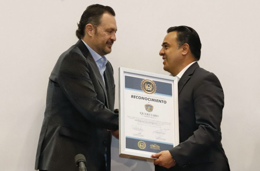  Reconocen a Municipio de Querétaro por tener 100% del personal capacitado en anticorrupción