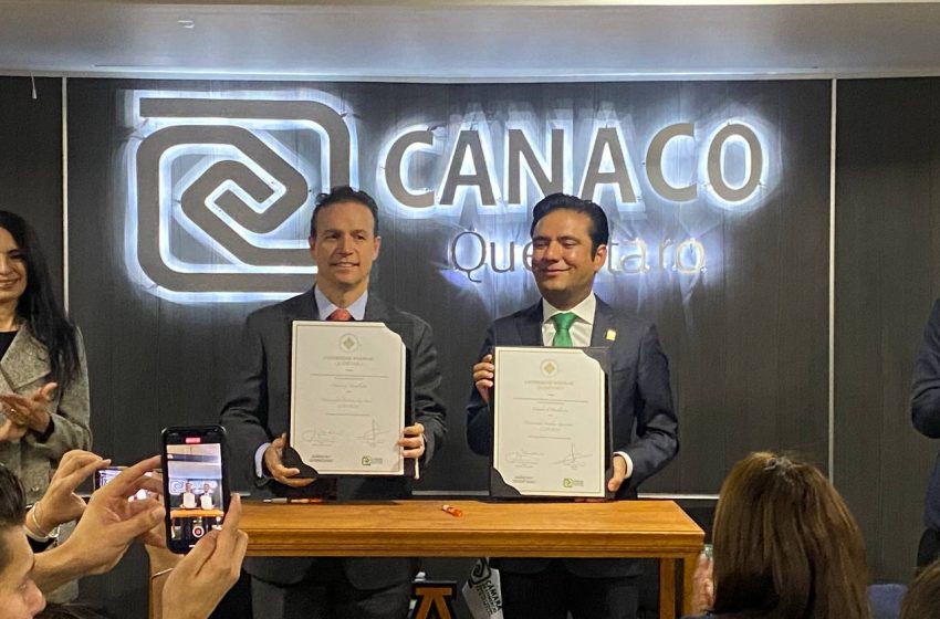  Universidad Anáhuac y Canaco firman convenio para capacitar empresarios