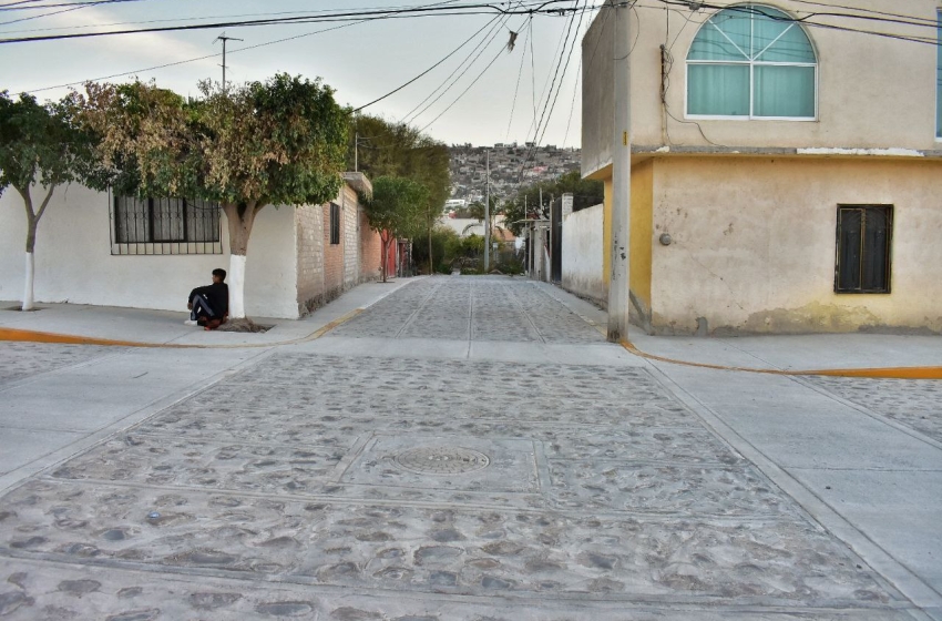  Municipio de Corregidora mejora calles en Los Olvera