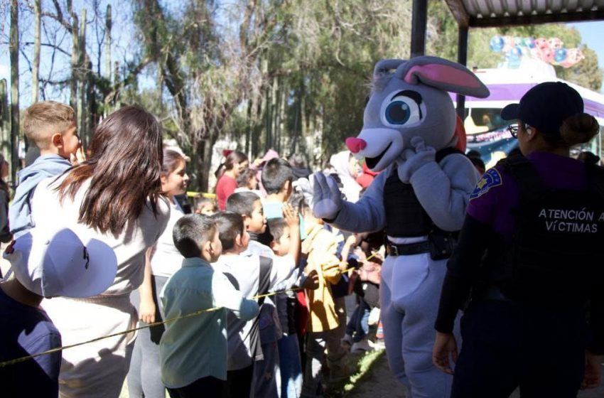  SSPMQ lleva demostración canina a comunidades de la Capital