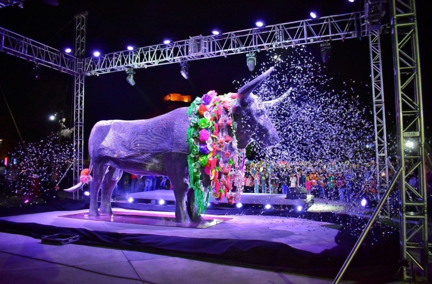  Fue presentada la “Escultura Monumental del Buey” en honor a las fiestas de El Pueblito