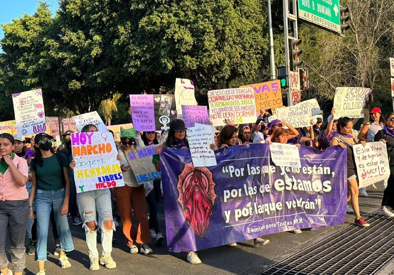  20 mil mujeres salieron a marchar este 8M