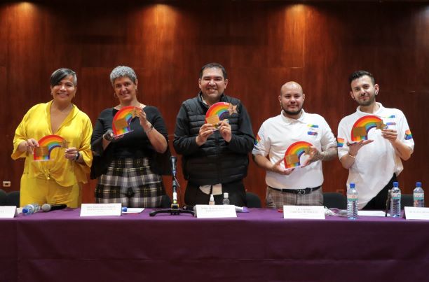  Se presenta en la UAQ el Movimiento Arcoíris por México