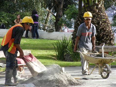  Mayoría de mexicanos están a favor de reducir la jornada laboral
