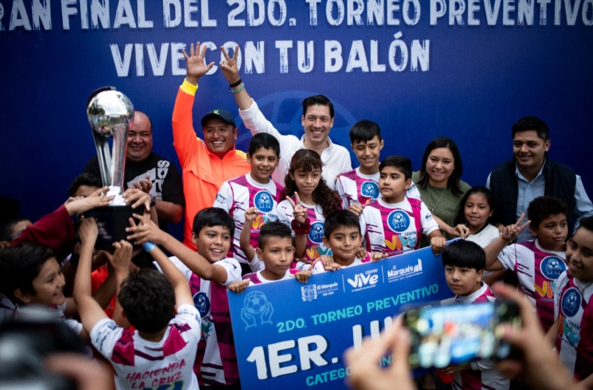  Premian a ganadores del torneo “Vive con tu Balón”