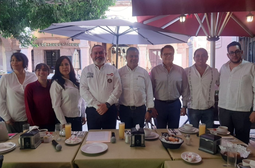 Marcelo Ebrard ha crecido en Querétaro: Carlos Larracochea