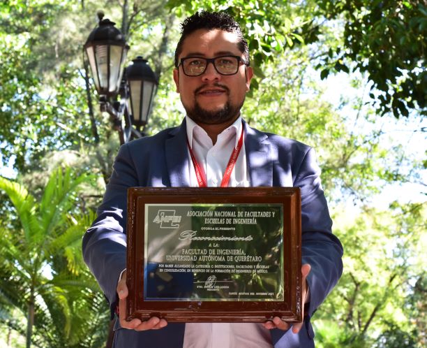  Reconocen a FI UAQ como la “Mejor Institución de Ingeniería” en México