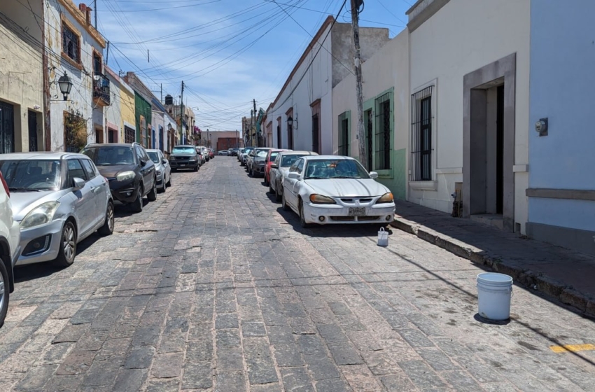  Llama CANACO-Querétaro a negocios a respetar vía pública