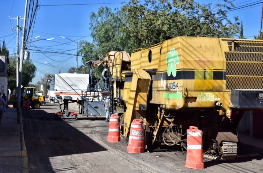  Reencarpetan calles de Corregidora