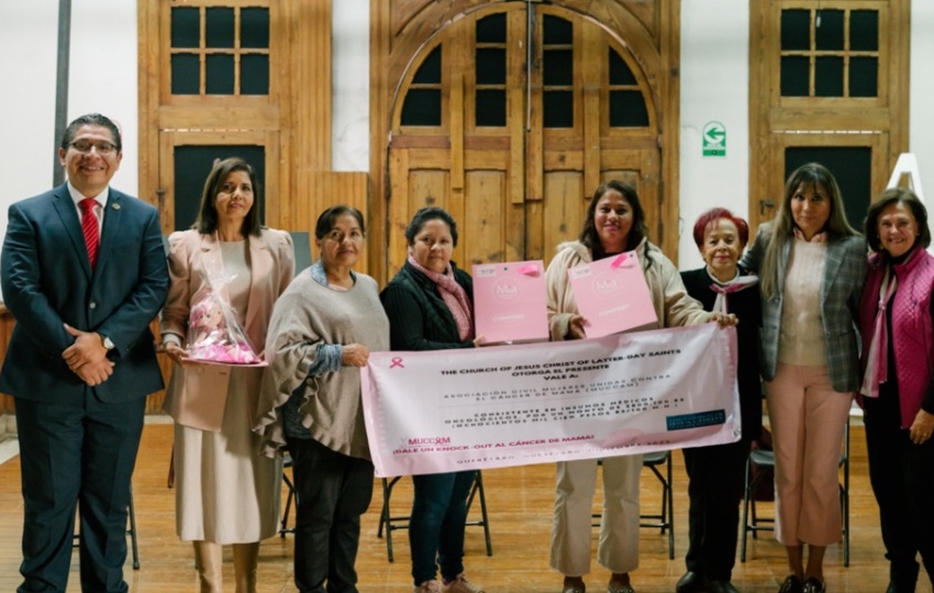  Buscarán apoyar a sobrevivientes de cáncer de mama