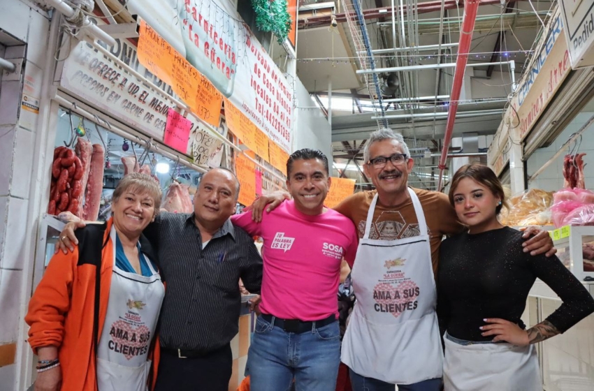  Visita Roberto Sosa el mercado Lomas de Casa Blanca