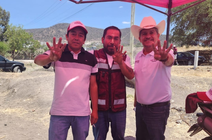  Luis Humberto Fernández visita la localidad de San Isidro en Querétaro