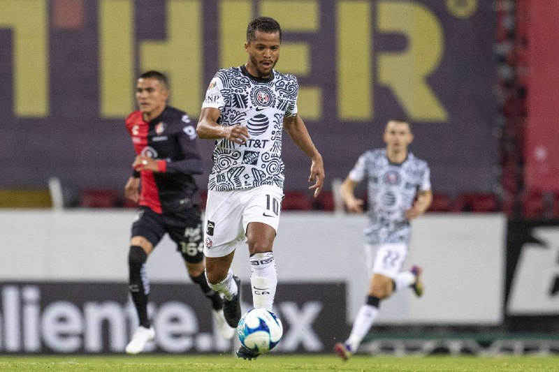  Después de 3 años y medio de inactividad, Giovani Dos Santos podría regresar al futbol europeo