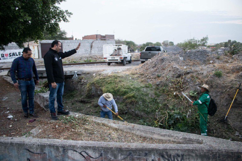  Dignifican espacios públicos en SJR