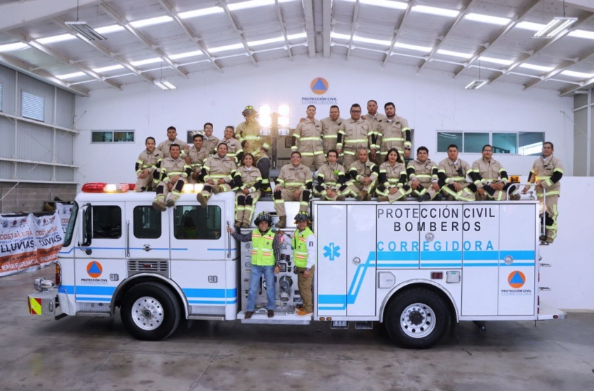  PC de Corregidora recibe nuevo camión de bomberos