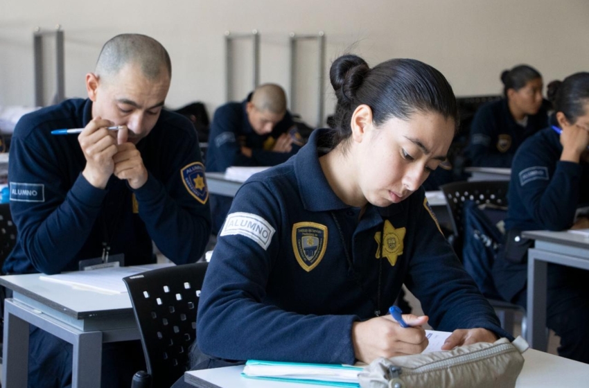  Egresados en TSU en Policía Preventivo de la SSPMQ, podrán tramitar cédula estatal