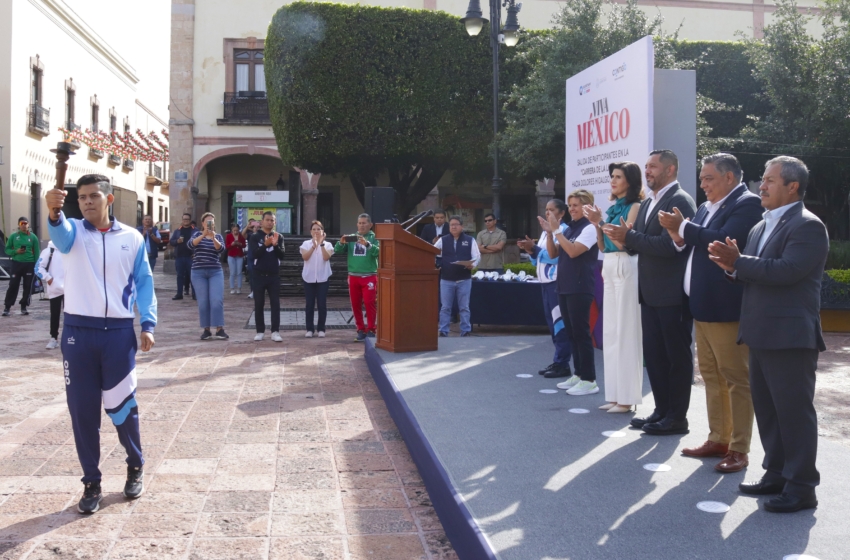  Autoridades dan banderazo de salida a la Carrera de la Libertad 2024