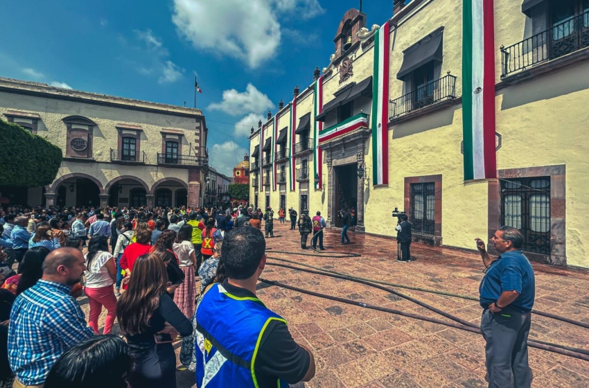  Simulacro en el Palacio de la Corregidora, un recordatorio del apoyo mutuo de los mexicanos