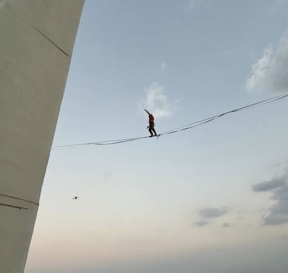  Hilghline entre torres de Juriquilla; se trató de un acto privado con medidas de seguridad