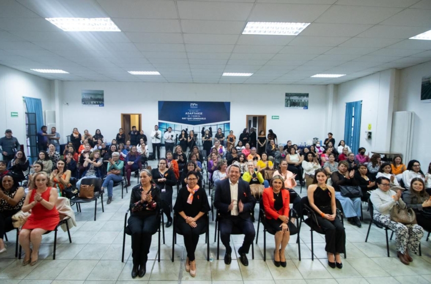  El Instituto Municipal de la Mujer celebra el Conversatorio “Mujeres Creando Historias” en San Juan del Río