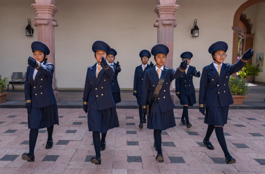  Alumnas de El Marqués representarán a Querétaro en Concurso Nacional de Escoltas