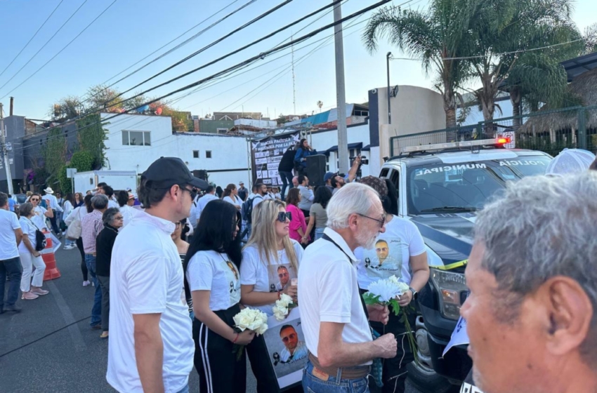  Alrededor de 100 personas participaron en la Marcha Pacífica por la Paz