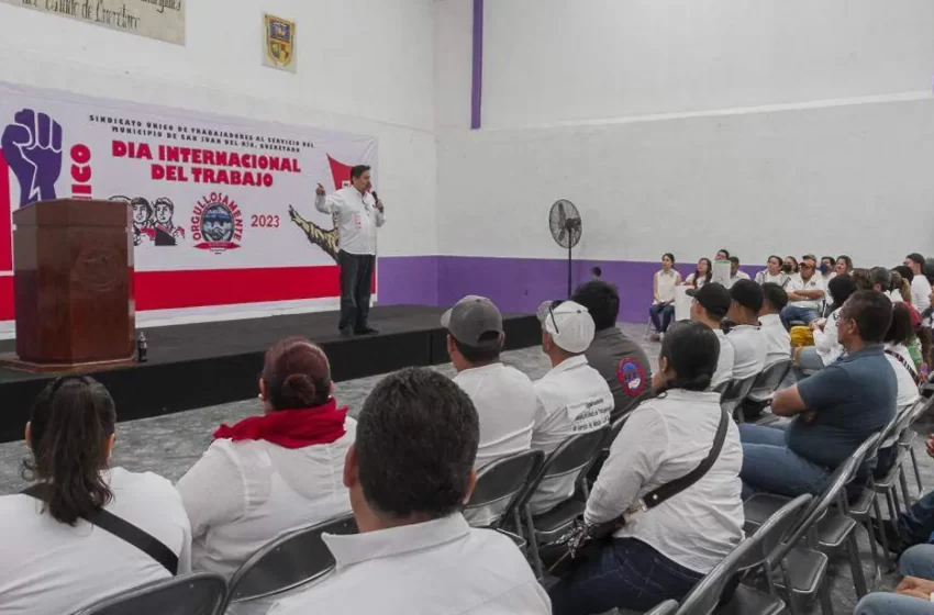  Carlos Alcaraz llama al diálogo con el Sindicato Único de Trabajadores de San Juan del Río