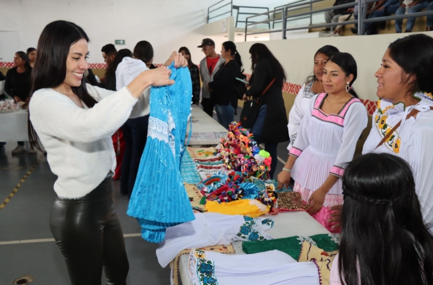  10 mujeres amealcenses se capacitaron para el autoempleo