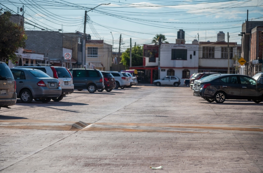  Encabeza Mauricio Kuri entrega de obras de modernización en La Obrera