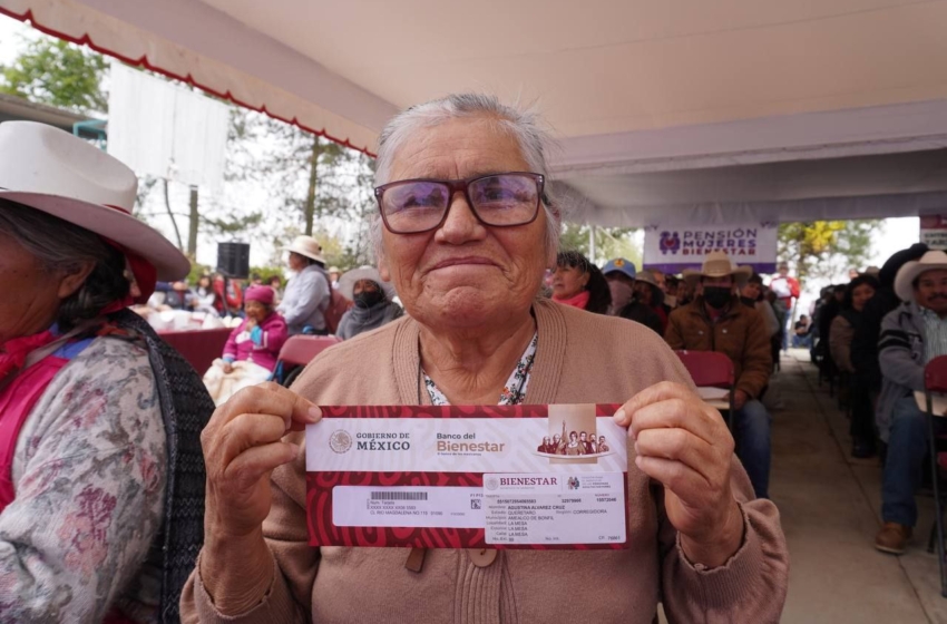  En Querétaro inicia la entrega de tarjetas de la Pensión Mujeres Bienestar