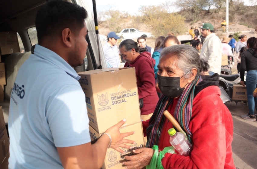  Entrega SEDESOQ más de 14 mil paquetes alimentarios para apoyar a familias queretanas