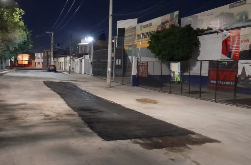  Reabren Avenida Universidad en Querétaro tras reparar hundimiento