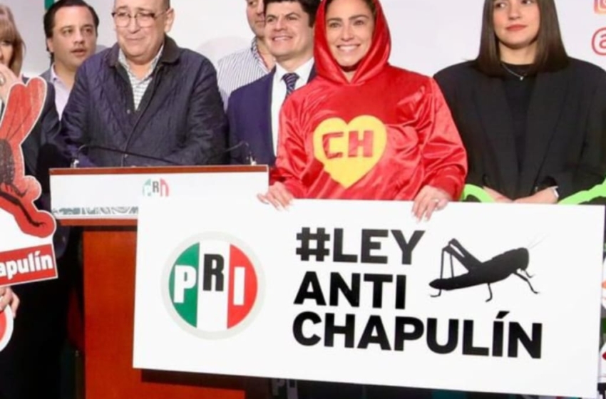  Diputada Abigail Arredondo impulsa ‘Ley Antichapulín’ vestida del Chapulín Colorado