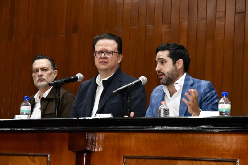  Presentación de la novela “Las Heridas” en la UAQ reúne a destacados personajes