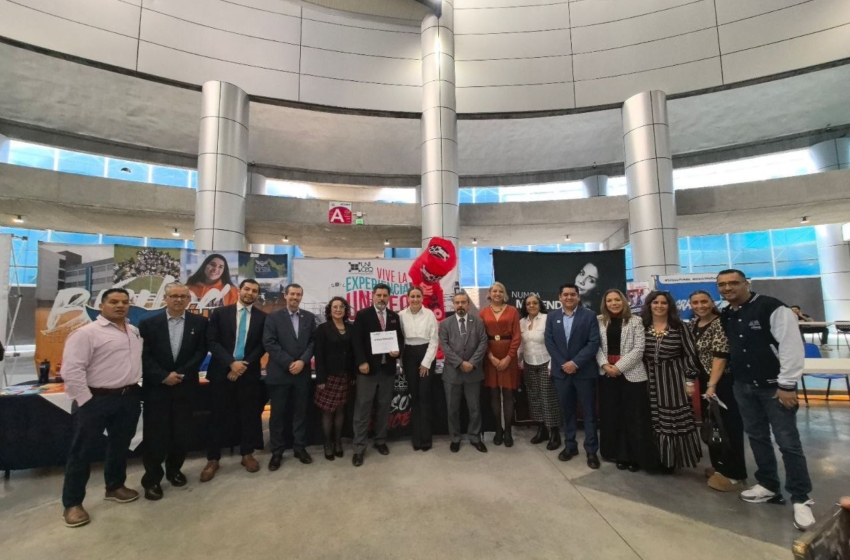  Éxito Rotundo en la Cuarta Expo Universidades en Querétaro