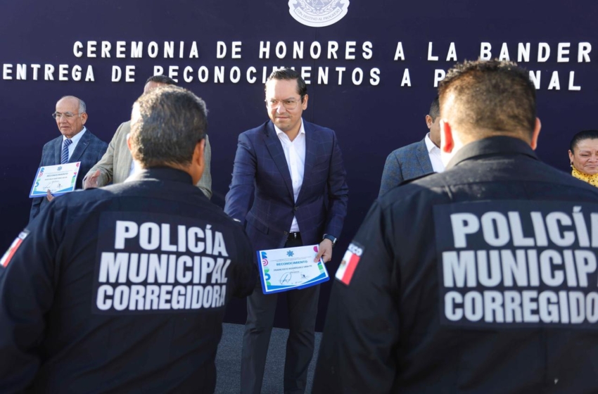  Reconocen a 56 policías de Corregidora por su labor ejemplar