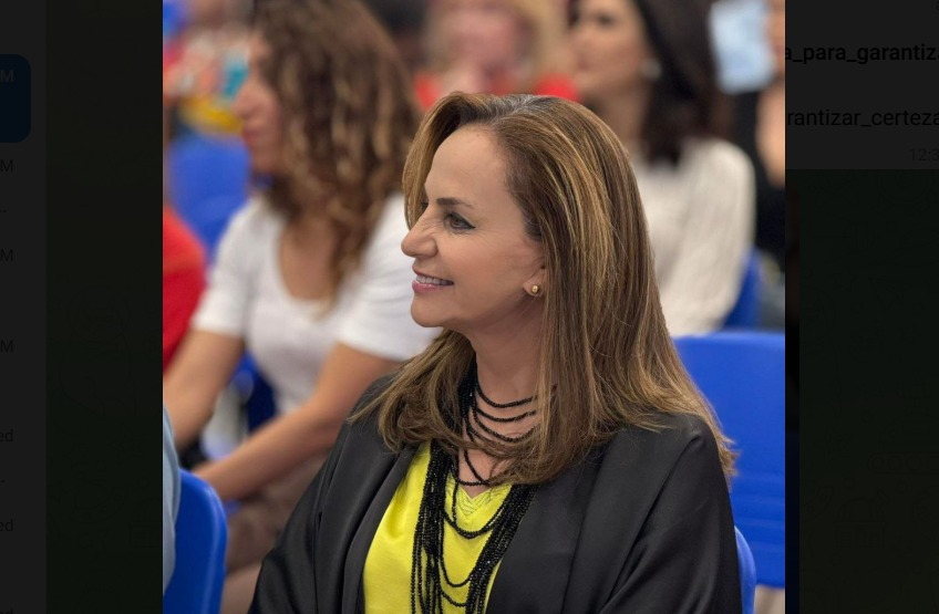 Lorena García propone reforma para otorgar certeza jurídica a millones de viviendas en México