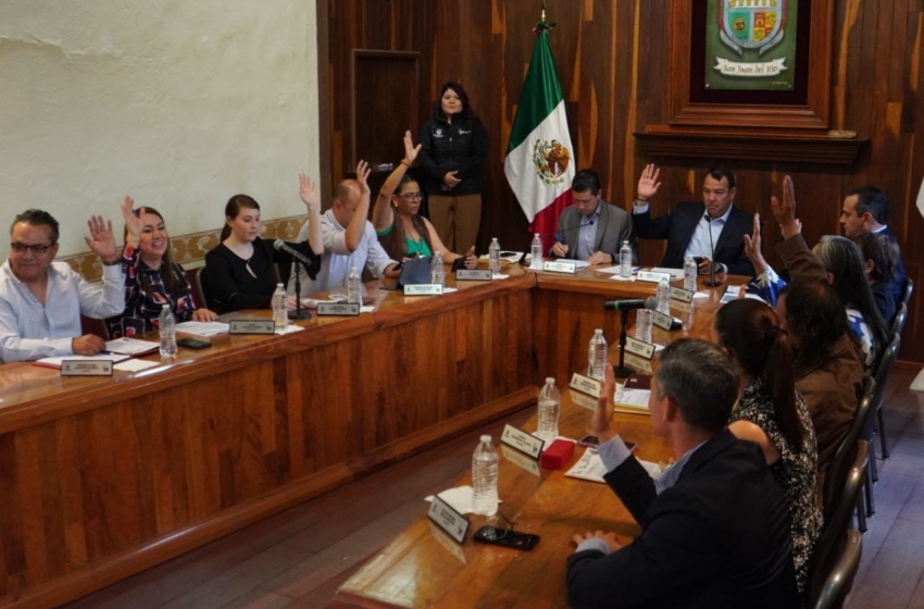 Ayuntamiento de San Juan del Río aprueba la creación del Programa “Becas del Bien Común”