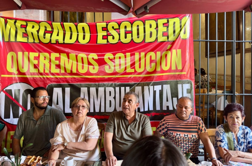 Locatarios del Mercado Escobedo solicitan a Felifer el retiro de ambulantes