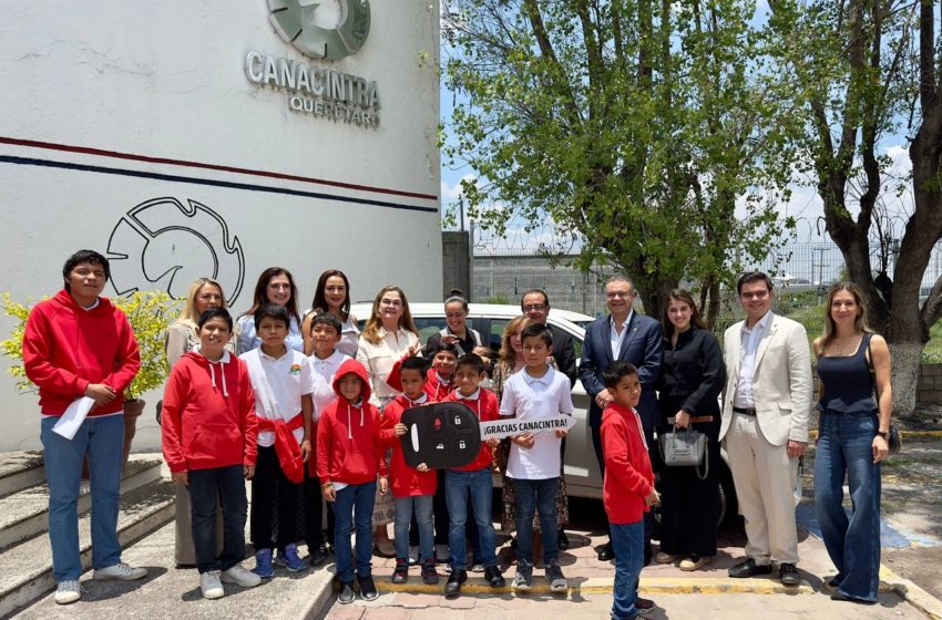  CANACINTRA entrega Camioneta a la Casa Hogar Senderos, IAP